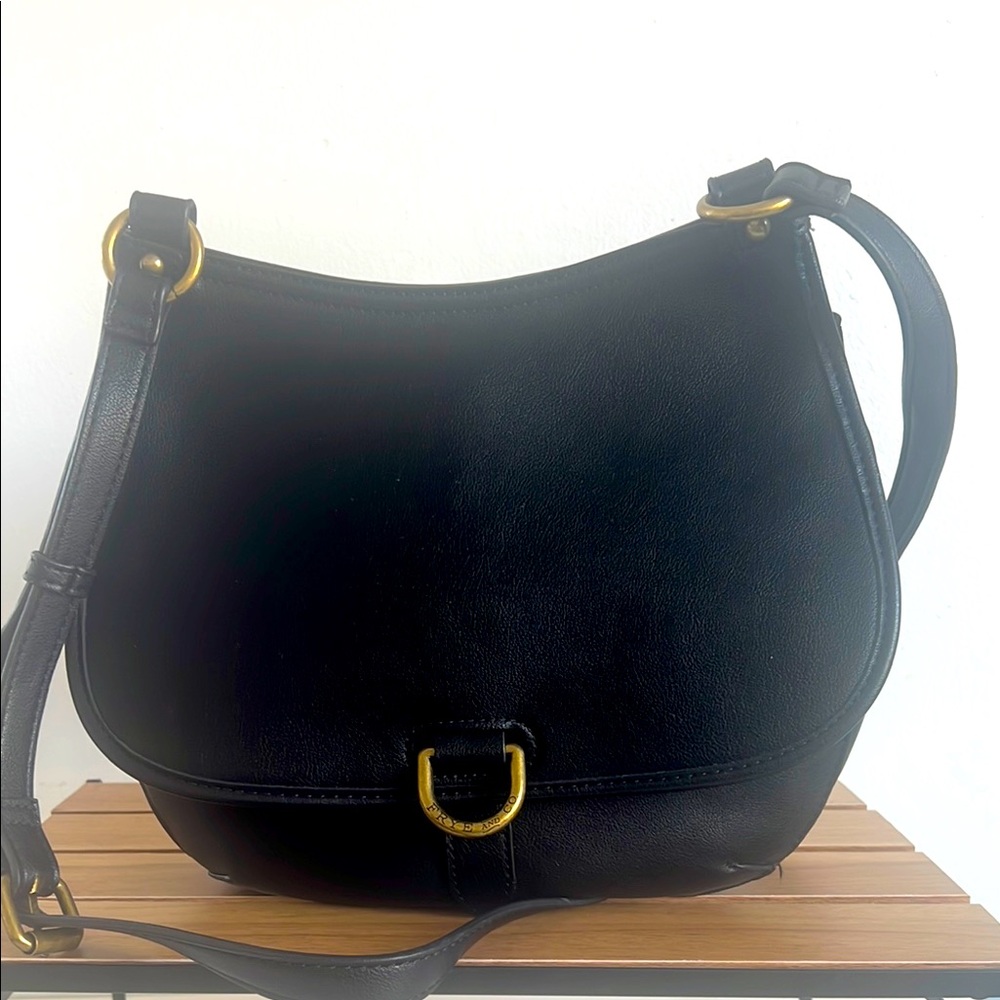 FRYE and Co. Shoulder bag.